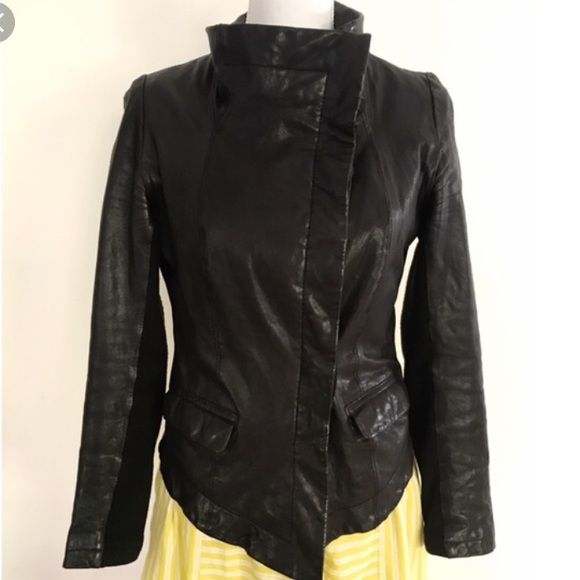 Q40 Assymetrical Leather Jacket - Picture 2 of 8